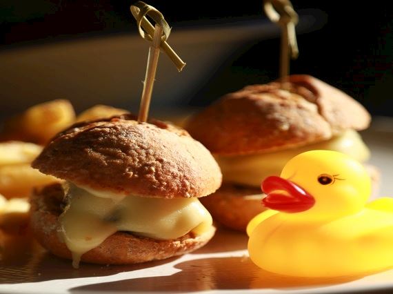 Mini burgers